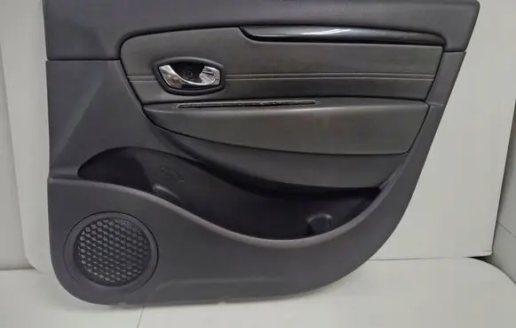 Renault Scenic III - Grand scenic III Front door card panel trim 809019495R
