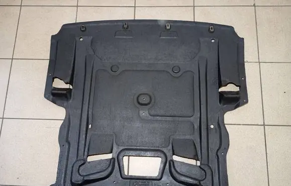 BMW 6 F06 Gran coupe Engine splash shield/under tray 7184990 51757184990