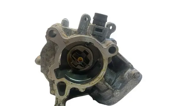Volkswagen Tiguan Allspace Vacuum pump 06K145100BB YA7210218