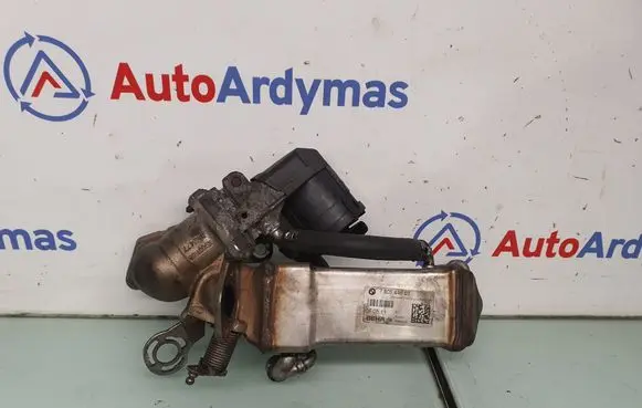 BMW X5 E70 EGR valve cooler 7805446 11717805446