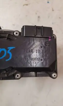 Mazda 3 III Throttle valve PEAR13640 93100077 63011116