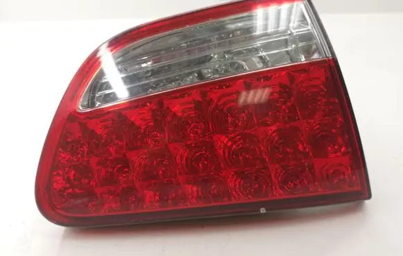 Citroen C-Crosser Tailgate rear/tail lights