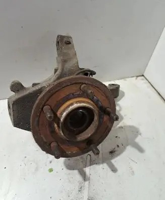 Chrysler Pacifica Front wheel hub spindle knuckle 04743146ab