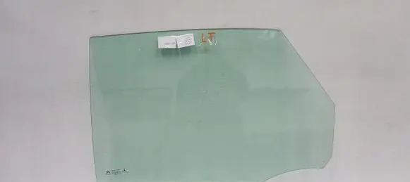 Citroen C4 II Picasso Rear windscreen/windshield window 