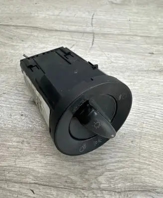Volkswagen New Beetle Light switch 1C0941531 04052030