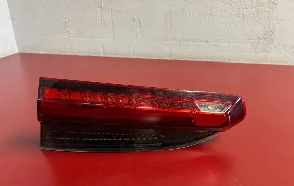 BMW X4 G02 Tailgate rear/tail lights 7433798 WaterFluid H8743379809