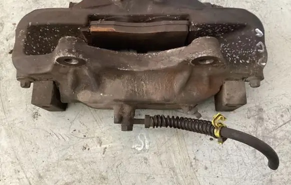 Land Rover Range Rover Sport L320 Front brake caliper