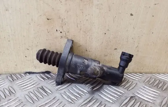 Volkswagen Golf VI Clutch slave cylinder 1K0721261Q