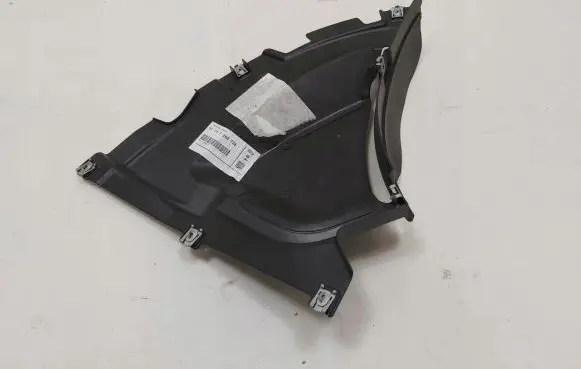 BMW 2 F22 F23 Front bumper mounting bracket 7260738