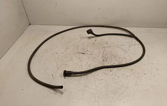 KIA Sorento Windshield washer spray nozzle 