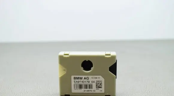 BMW 5 F10 F11 Aerial antenna filter 9140179