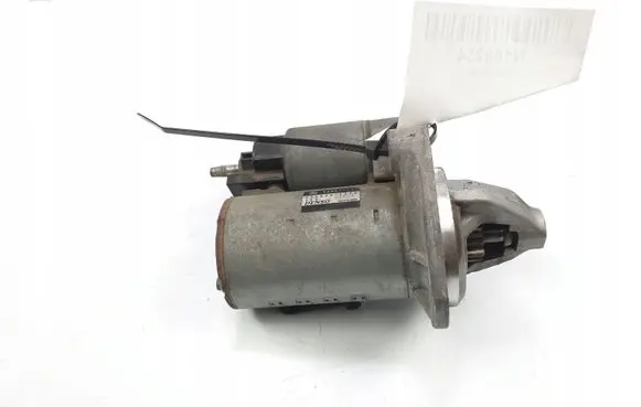 Opel Insignia A Starter motor 12657797