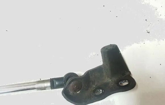 Toyota Avensis Verso Tailgate/trunk strut/damper 6896044080