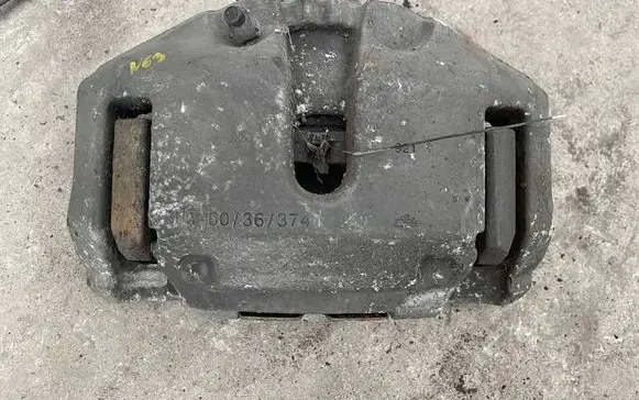 BMW 5 F10 F11 Front brake caliper 