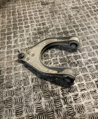Mercedes-Benz E W211 Front upper control arm/wishbone 2113309007 A2113309007