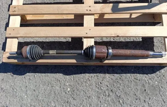 Ford Maverick Front driveshaft