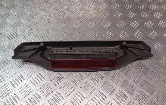 Fiat Punto (188) Third/center stoplight