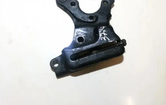 Chrysler Voyager Engine mounting bracket