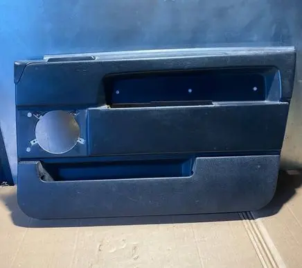 Volvo 940 Front door card panel trim