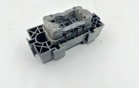 Mercedes-Benz GL X166 Jacking socket point A1666900134
