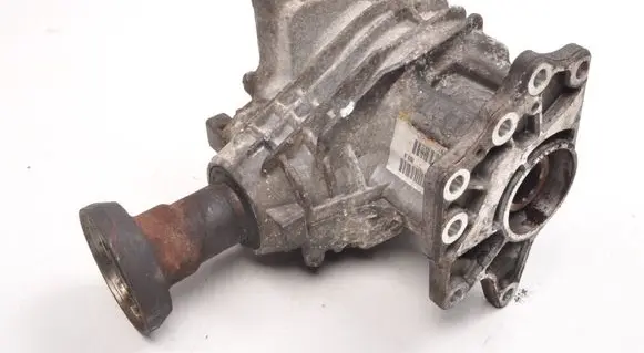 Volvo XC90 Rear gearbox reducer/haldex oil pump P31256172