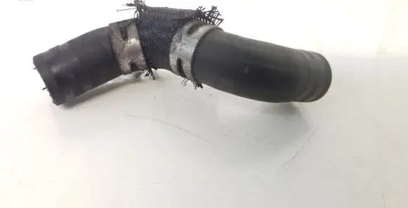 Toyota Avensis T250 Engine coolant pipe/hose 821508214