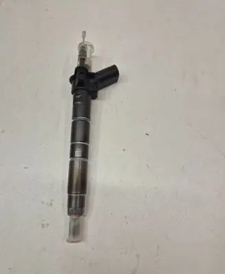 BMW X6 F16 Fuel injector 850815301 0445118 2171131125