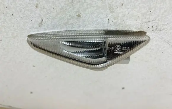 BMW X3 F25 Front fender indicator light 7267978