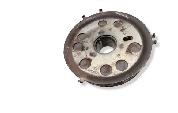 Volkswagen Polo IV 9N3 Camshaft pulley/ VANOS 045109239B