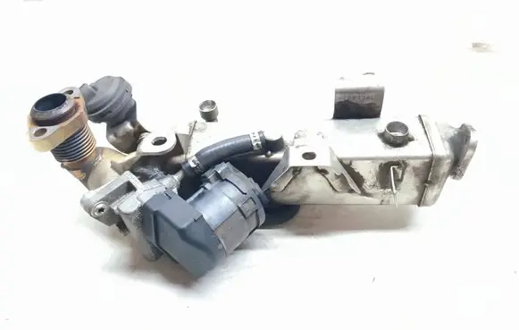 BMW 1 F20 F21 EGR valve cooler 7810751