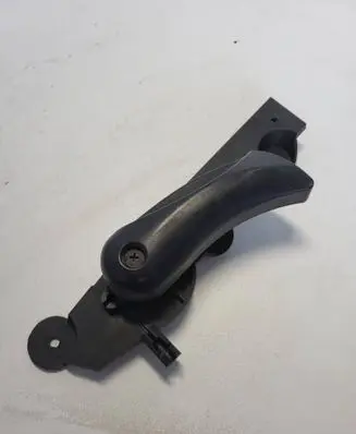 BMW 5 E60 E61 Engine bonnet (hood) release handle 7052579