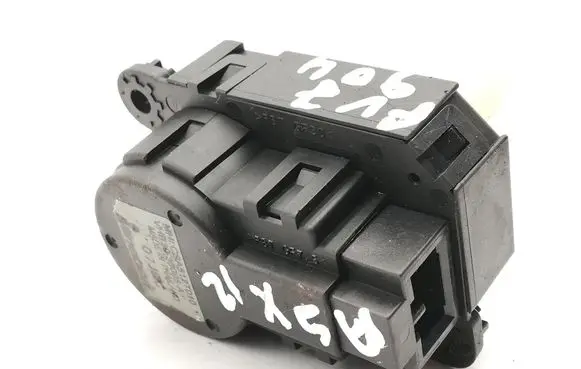 Mitsubishi ASX A/C air flow flap actuator/motor VHB3030005A
