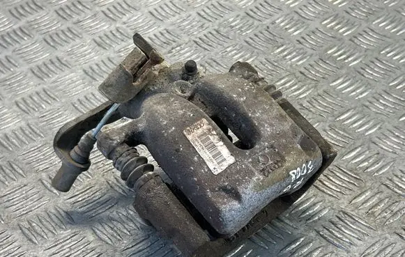 Peugeot 3008 I Rear brake caliper