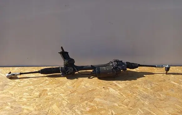 Volkswagen Golf III Steering rack 