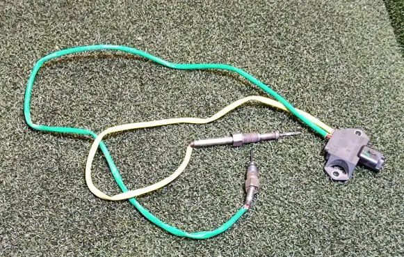 Opel Movano B Exhaust gas temperature sensor 226585058R