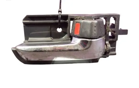 Suzuki Swift I Front door interior handle 