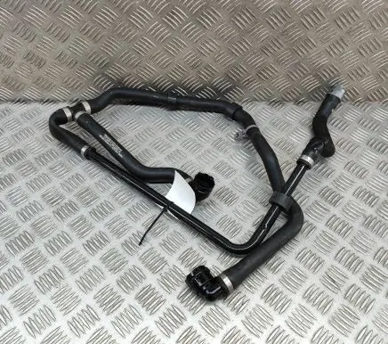 Mercedes-Benz GLC X253 C253 Engine coolant pipe/hose A2535010284