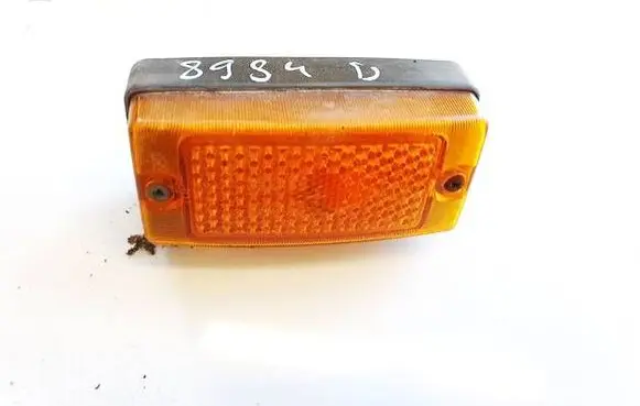 Mercedes-Benz Sprinter W901 W902 W903 W904 Front fender indicator light 023152