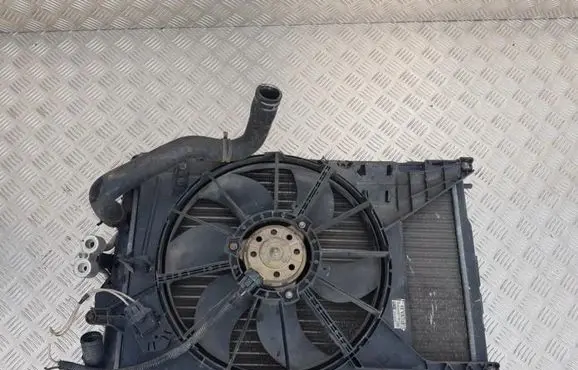 Renault Scenic I Coolant radiator