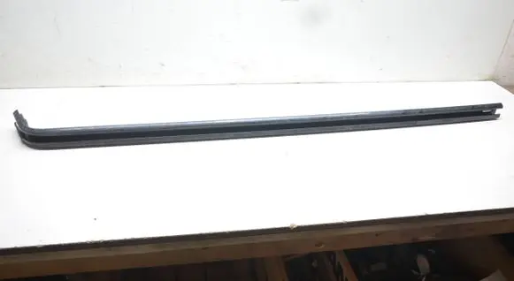 Opel Vivaro Sliding door trim 