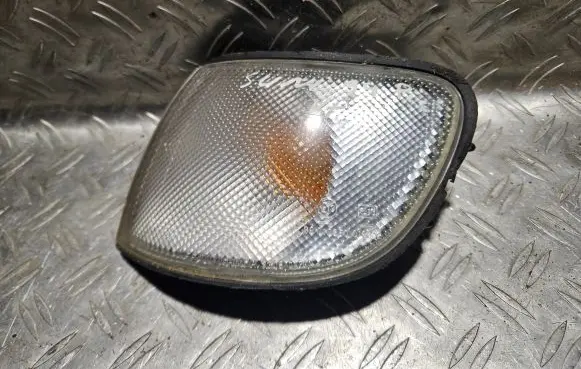 Nissan Sunny Front indicator light 013452 6R010250