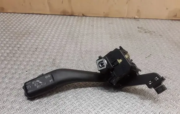 Seat Leon (1P) Indicator stalk 1K0953513G