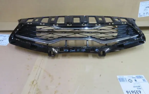 Front bumper upper radiator grill