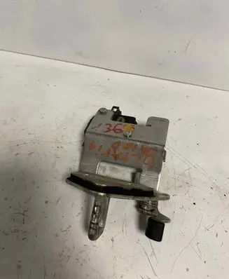 Skoda Octavia Mk2 (1Z) Tailgate/trunk/boot lock/catch/latch 1Z9827511C