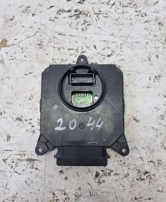 Lexus ES VII XZ10 Voltage converter/converter module 89908-33080