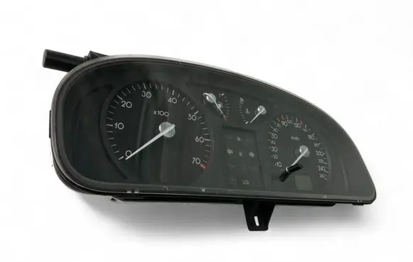 Renault Laguna II Speedometer (instrument cluster) 8200170293
