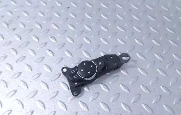 Mercedes-Benz E W211 Wing mirror switch A2118208510