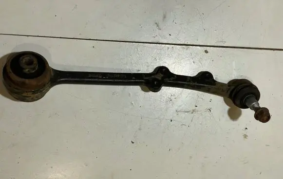 Ford Mustang VI Front control arm E816N