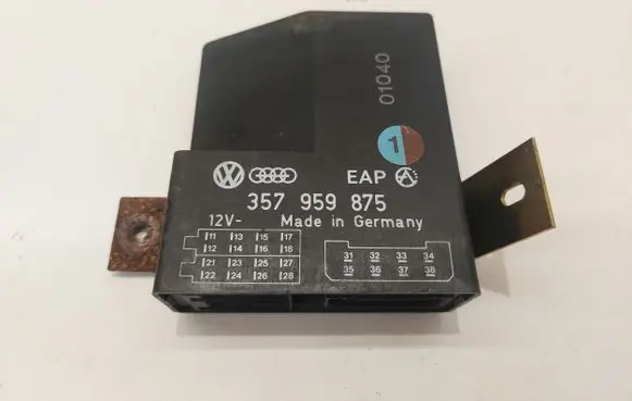 Volkswagen PASSAT B3 Other control units/modules 357959875