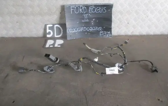 Ford Focus EUR ISO radio connector 8M5T144138DBA